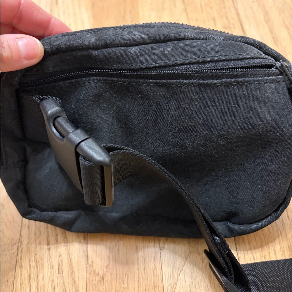 lululemon athletica Black Bag - Picture 3 of 4